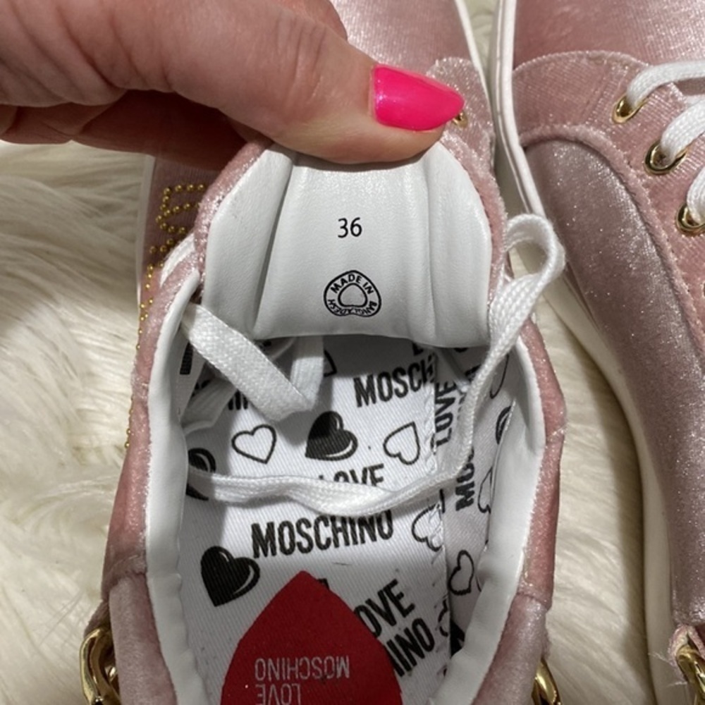 Love Moschino chain detail sneakers size 36EU - Picture 12 of 14